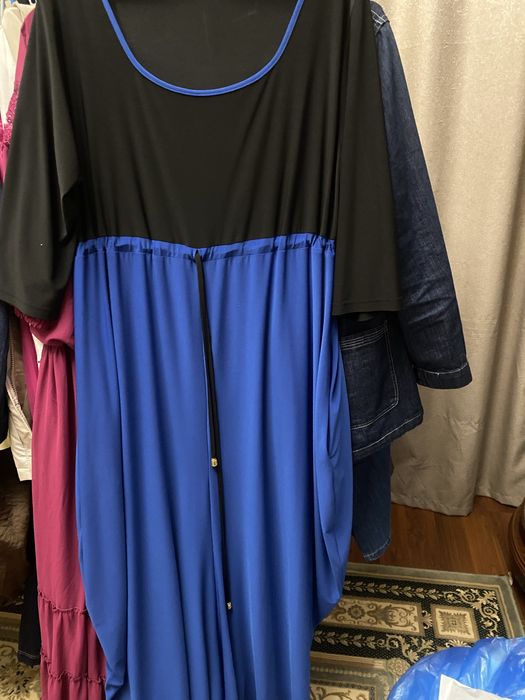 Продам платья шикарные 50-54 размеры