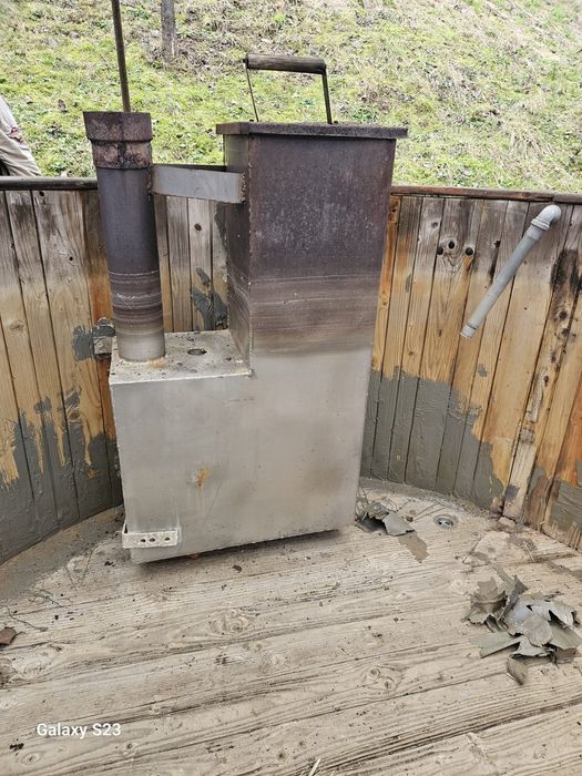 Vând sobă ciubar inox