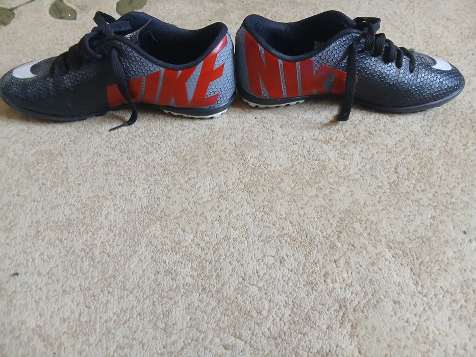 Срочно продам сараконожки 38 размер