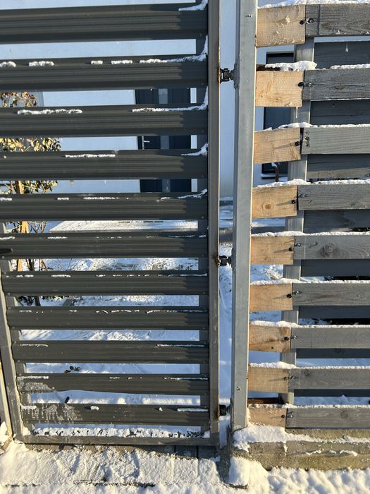 Set poarta acces persoane si acces auto Todome cu accesorii incluse