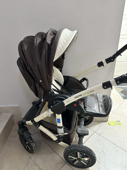 Коляска 2/1 есть люлка