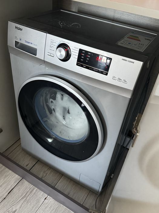 Стиральная машина Haier