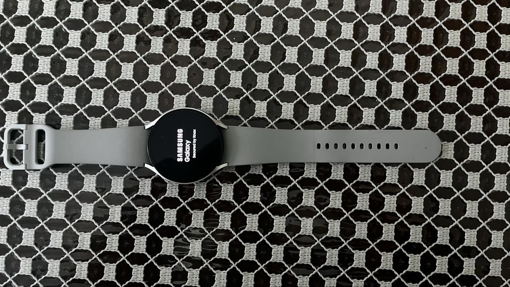 продам часы galaxy watch 6 44mm