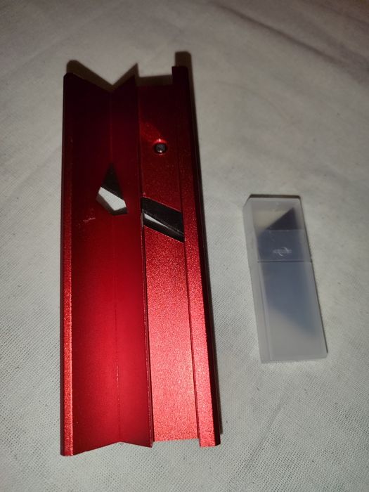 Рубанок для Гипсакартона