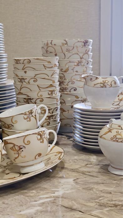 Чайно столовый сервиз