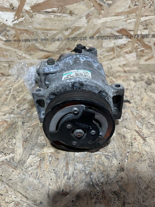 Compresor AC/clima Audi/Volkswagen/Skoda/Seat 1.9/2.0 cod:1K0 820 859F
