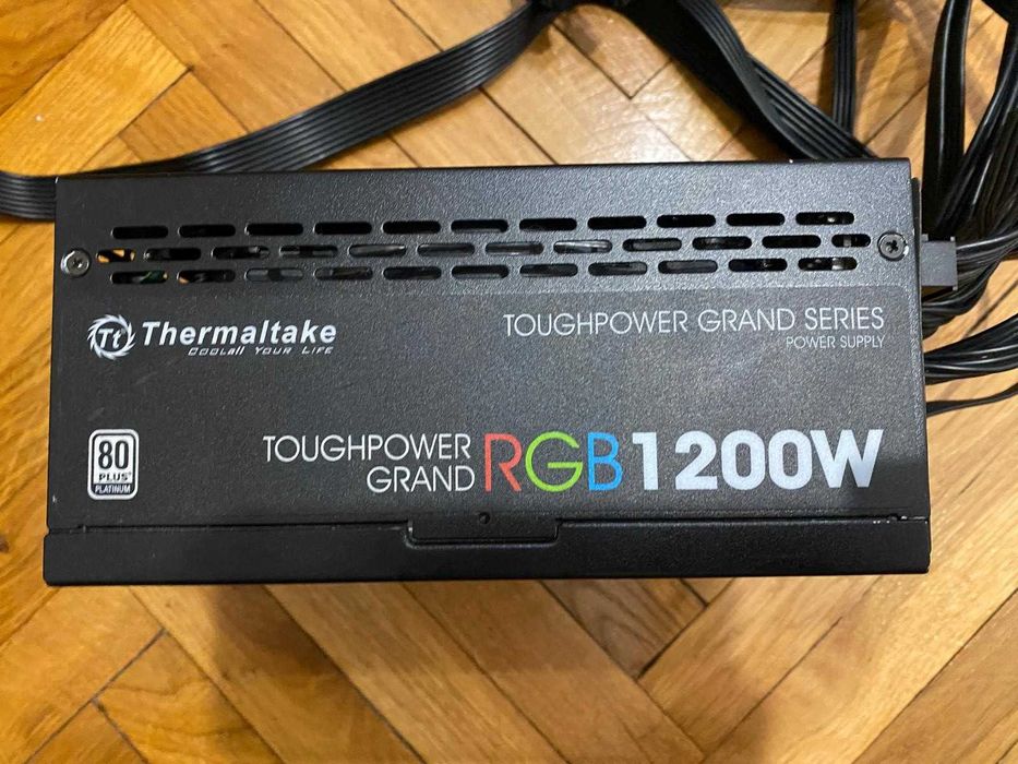 Sursa PC ATX  Thermaltake Thoughpower Grand RGB 1200W defecta