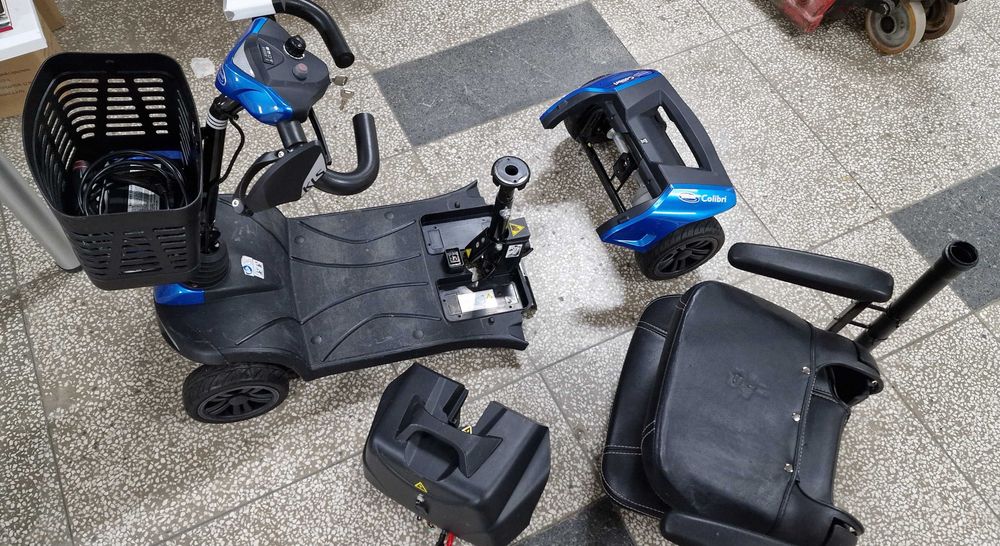 Електрически скутер за трудно подвижни хора/инвалиди Invacare Colibri