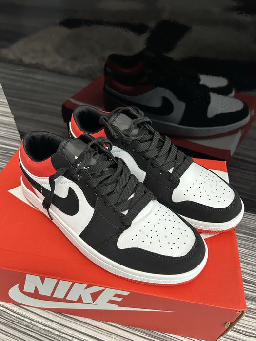 Nike Dunk Low - marimea 42