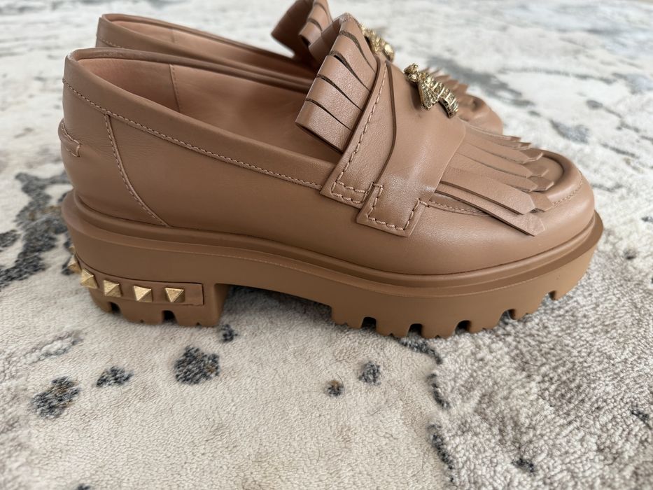 Pantofi musete bee