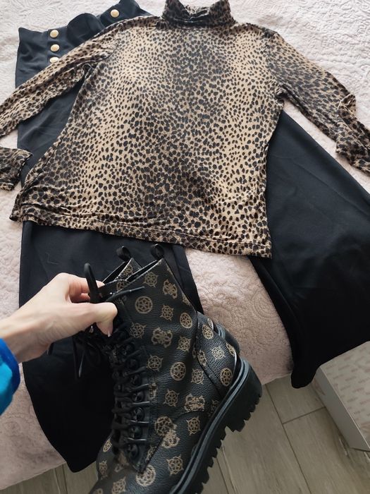 Оригинални боти Guess