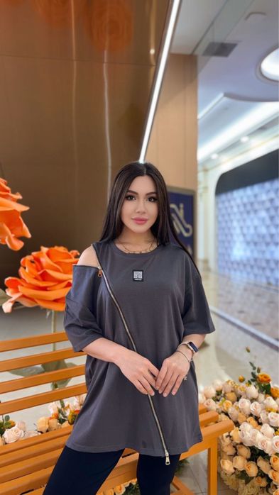 Modnie futbolki v 5 svetax