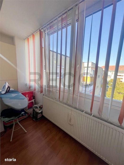 RECO Apartament 3 camere, decomandat, Cantemir