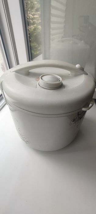 Продам мультиварку viconte