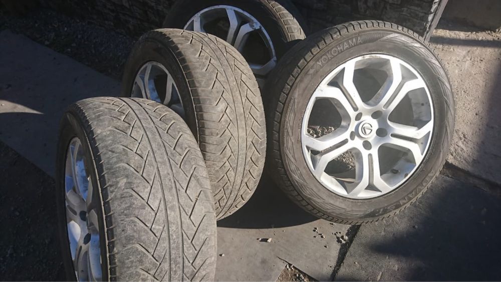 Продам диски с резиной на 18