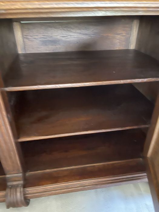 Антика шкаф реставриран