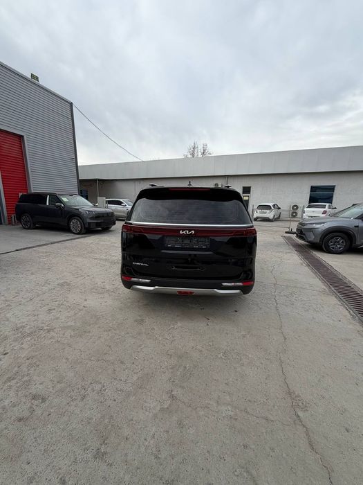 Kia Sorento 3.5 MPI. Minivenlarni kushandasi. Li 9 Denz N9 konkurenti.