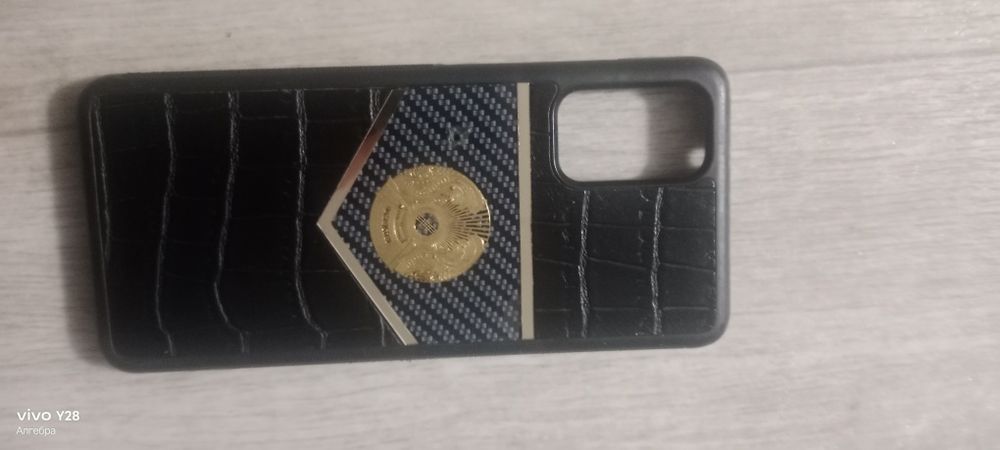 Продаю или обмен телефона Samsung s20+plus
