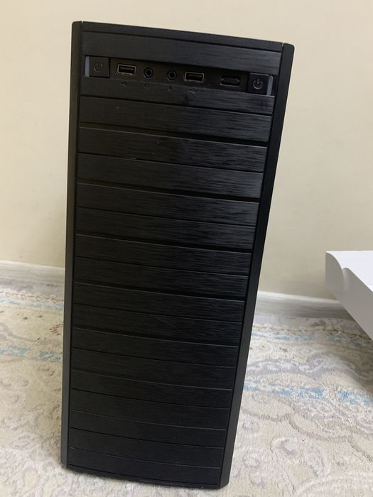 Системный блок компьютера ПРОДАЮ