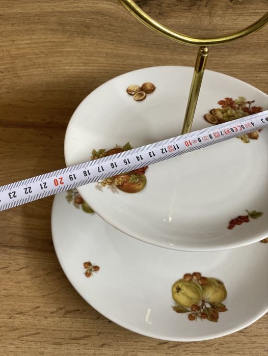 Немска порцеланова фруктиера за две нива