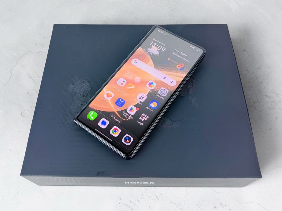Honor Magic V3 512GB 12RAM Black Перфектен! Гаранция!