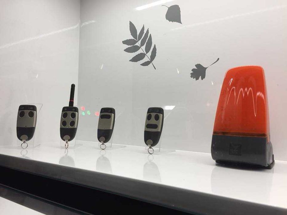 Telecomanda Cardin S449 TXQ449 400 automatizari porti, bariere