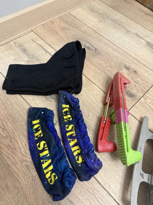 Продам коньки для фигурного катания