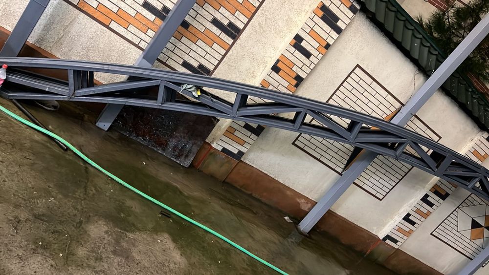 Прочные стальные арки для фермы