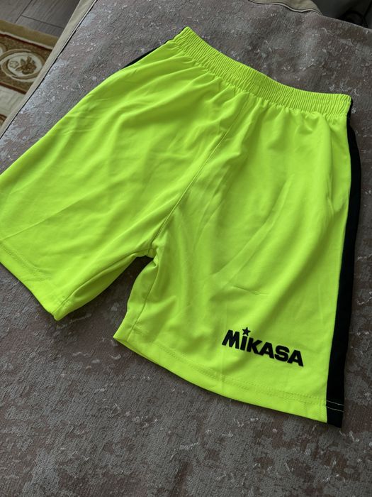 Продам волейбольную форму Mikasa