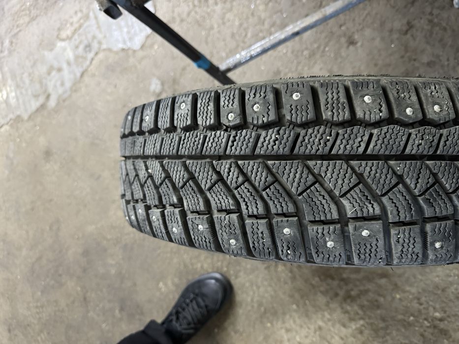 Продам два баллона от пассата