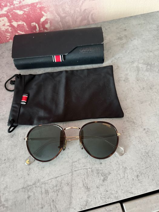 Слънчеви очила carera