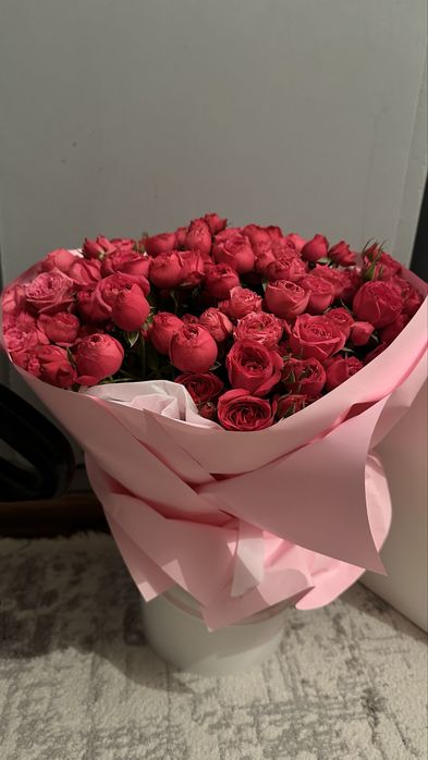 Кустовые розы , букет