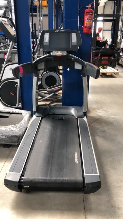 Depozit aparate fitness professional technogym,life fitness