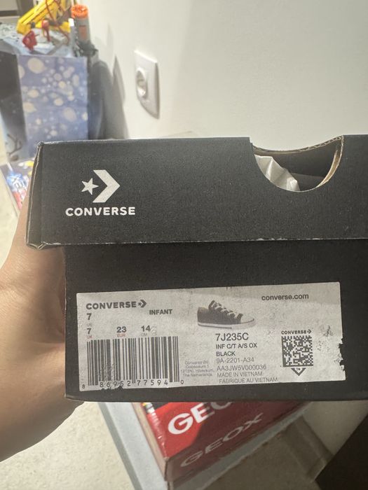 НОВИ детски кецове Converse 23 номер