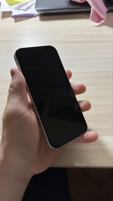 Iphone 16 93% battery