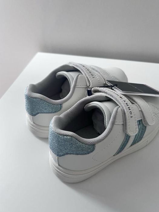 Tommy Hilfiger , Mayoral , Guess