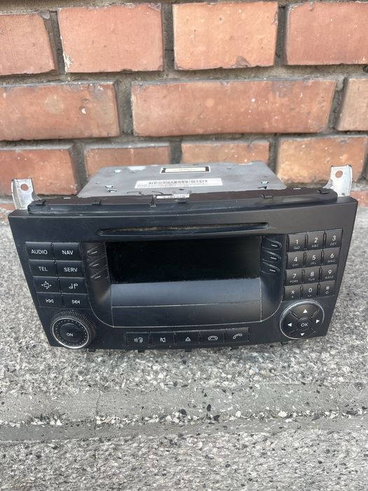 Радио за мерцедес W203