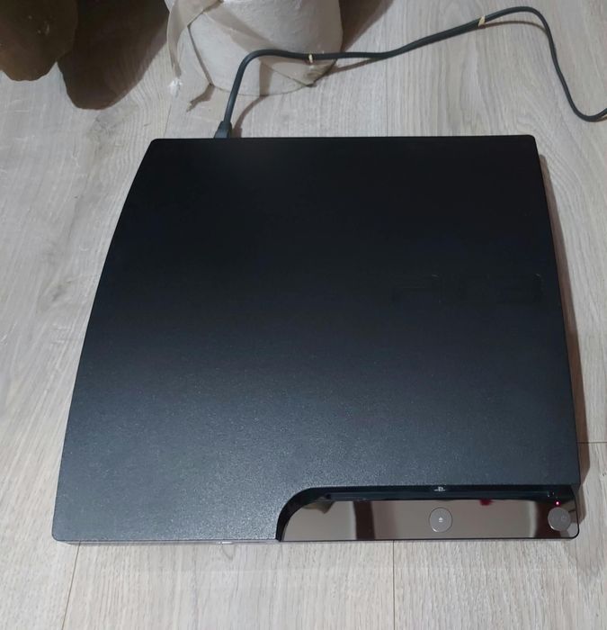 Playstation 3 slim model CECH-2504B pentru piese
