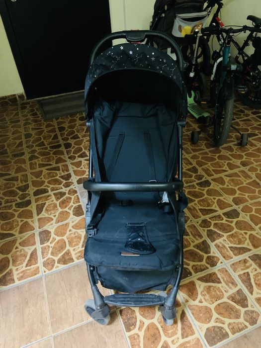 Продам коляску в отличном состоянии.