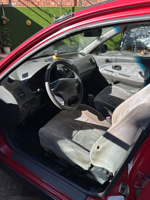 Mitsubishi carisma  1.6 GLX 1996