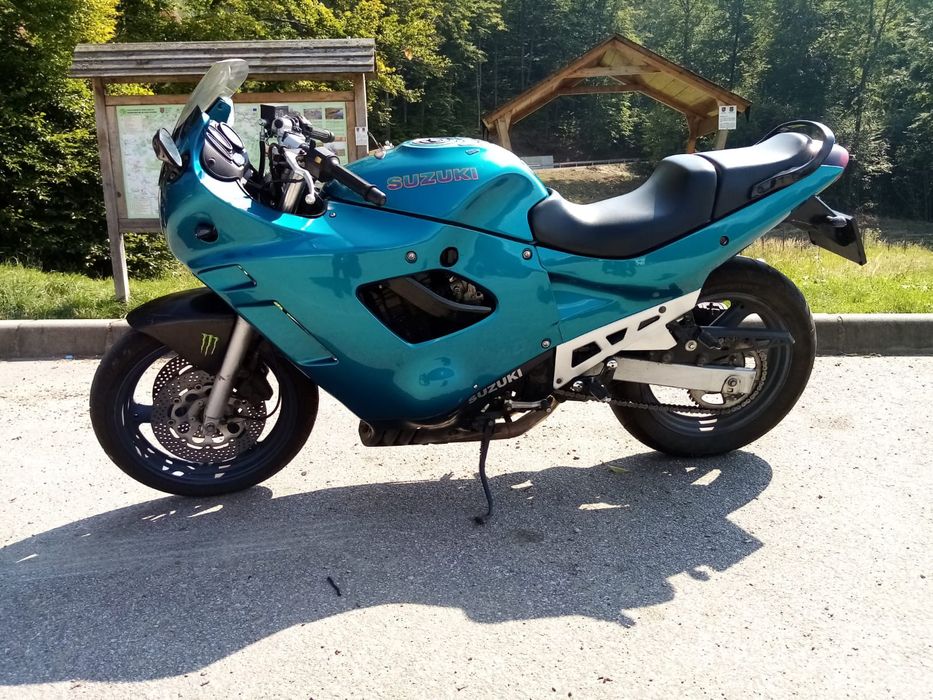 Suzuki gsx 600 f