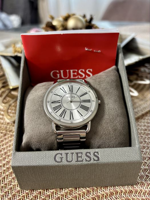 Ceas de damă Guess GUW1148L1