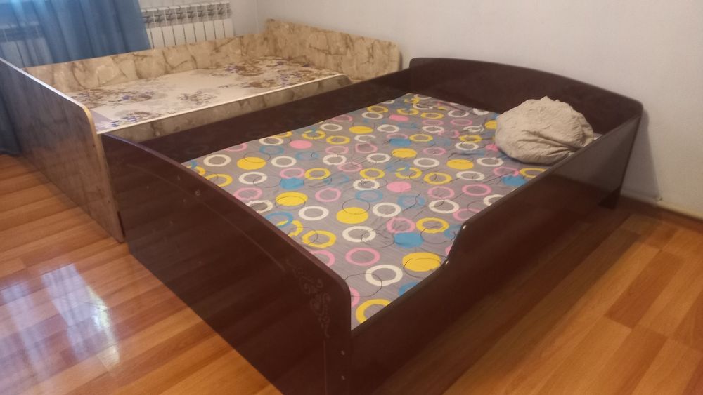 Срочно продаётся 2 детской кровати