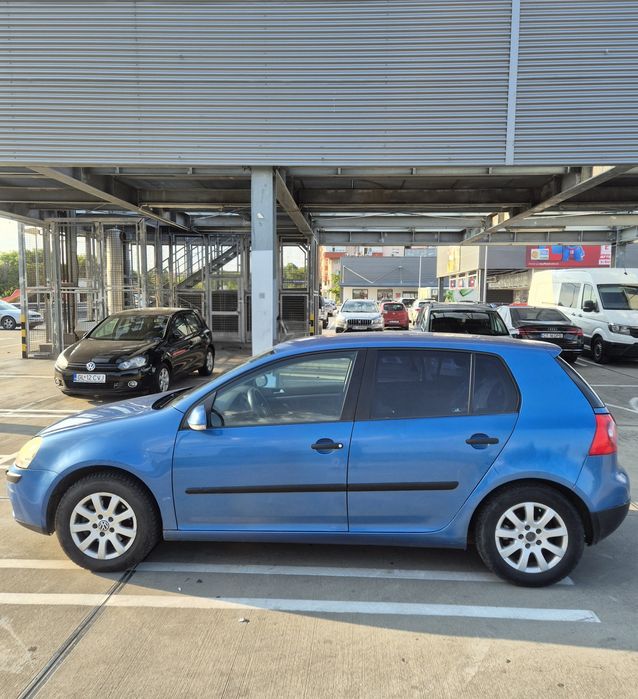VOLKSWAGEN Golf 2004 — imagine 5