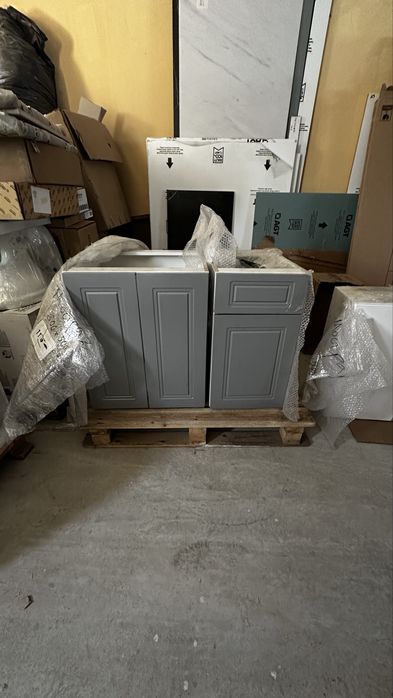 Кухненски шкафове/мострени/