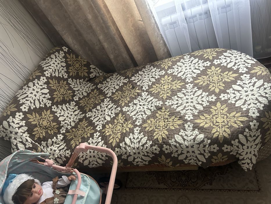 Продам Тахту 2метра