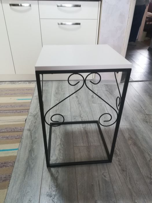 Изработвам етажерки