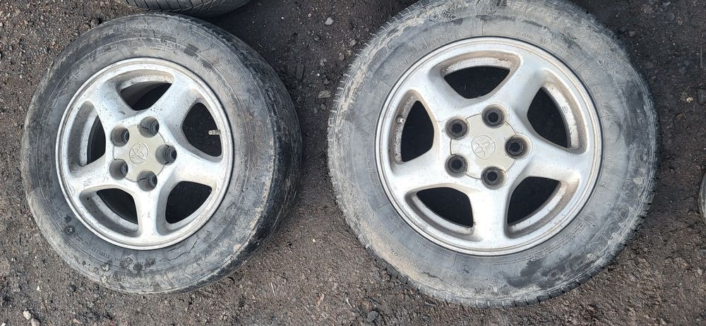 Продам титанки Тойота оригинал