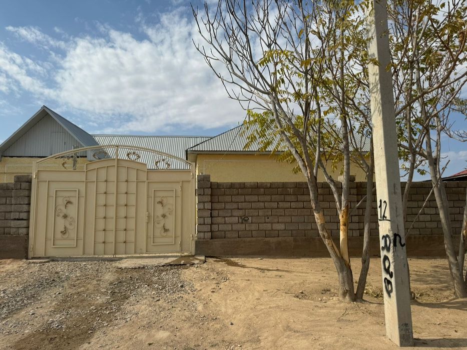 Үи сатылады Әсемай мкр да орналасқан