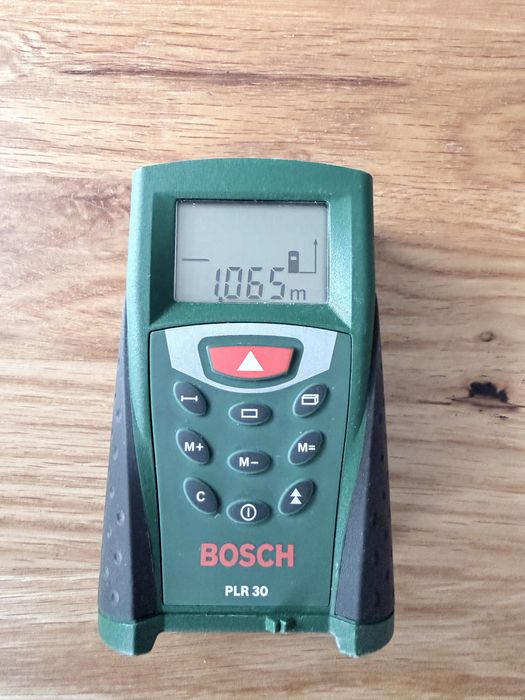 Лазерен телеметър - ролетка BOSCH PLR30